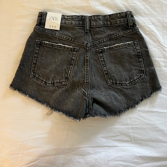 NEVER WORN Zara Jean Shorts - Picture 2 of 2